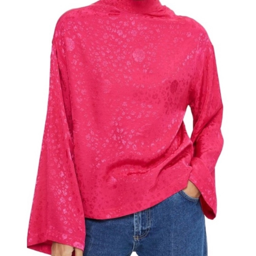 TopShop Pink Top with Wide Sleeves